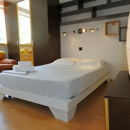 Apartment Cișmigiu Gardens Bucharest